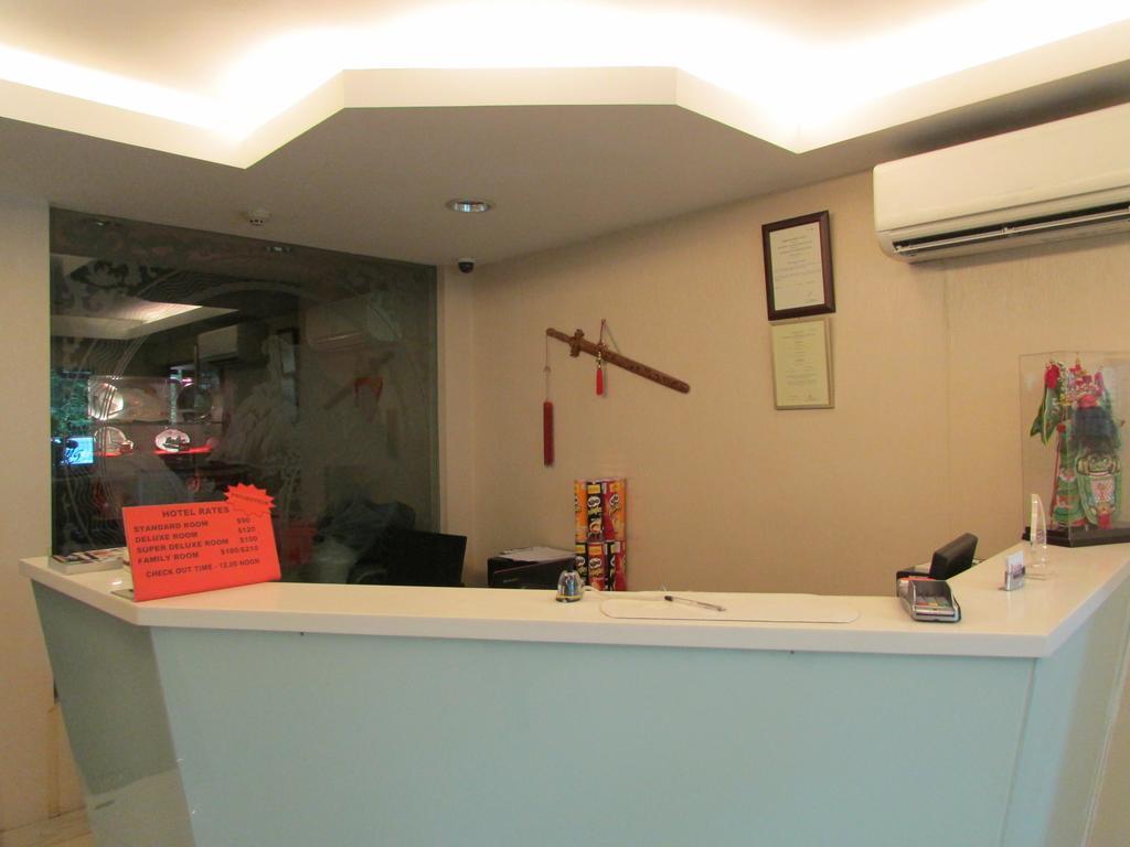Amber Hotel Katong Сингапур Екстериор снимка